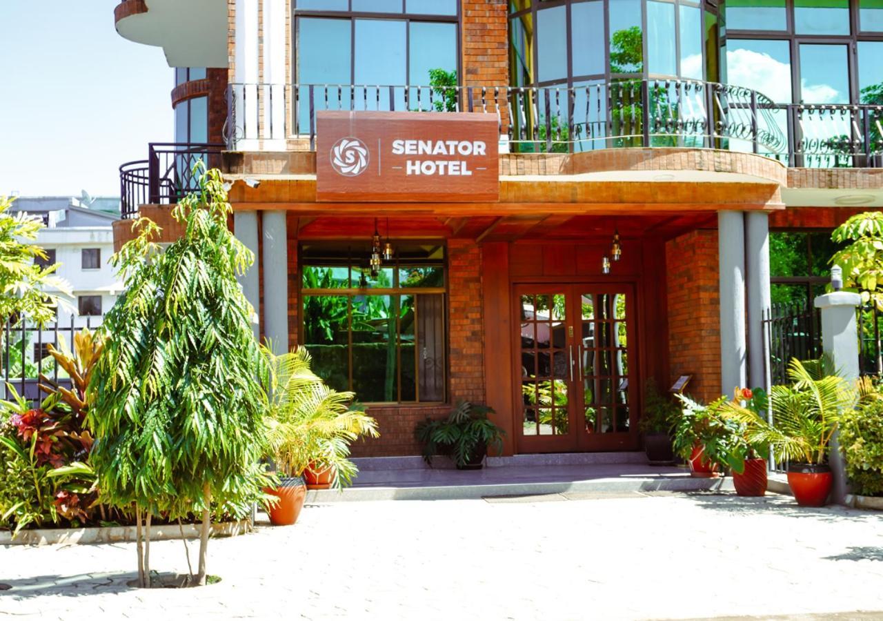 ארושה Senator Hotel מראה חיצוני תמונה